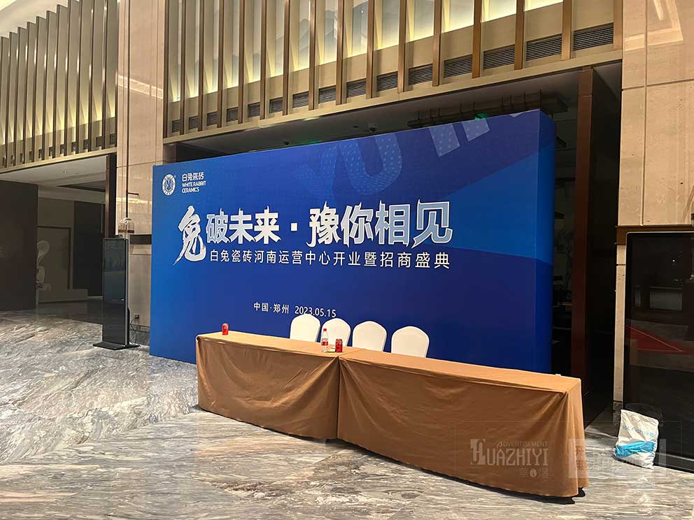 桁架出租與廣告畫面結合：打造高效宣傳的完美組合