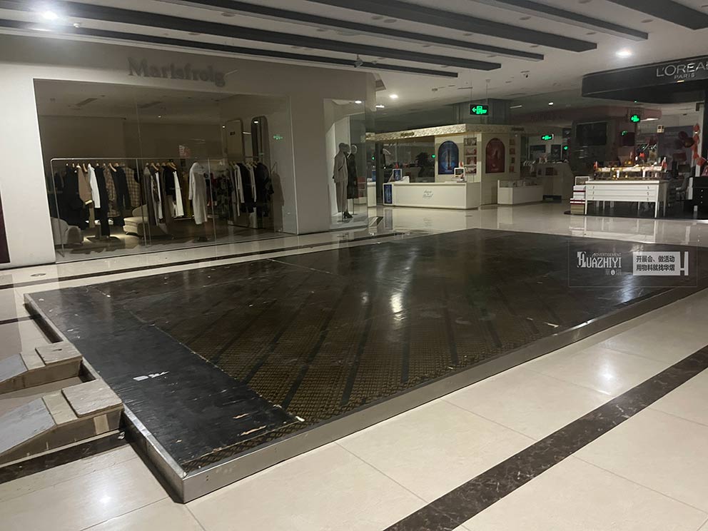 鄭州地臺出租公司鋪設商場臨時車展地臺